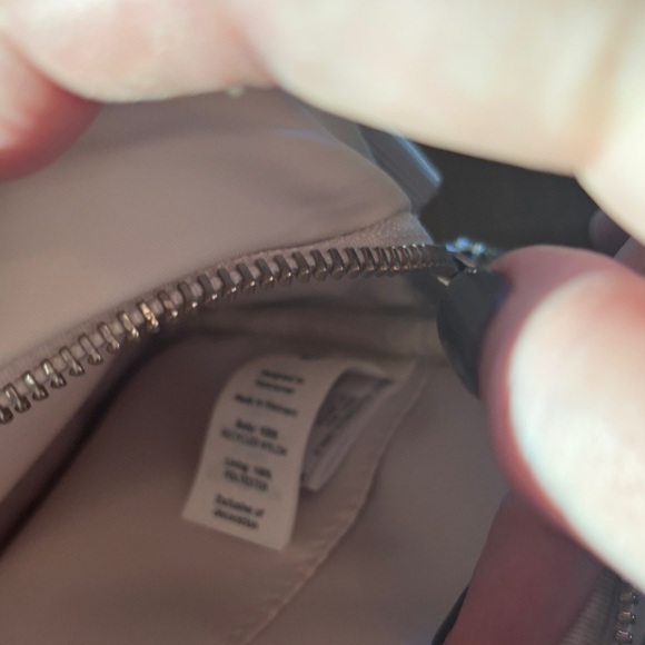 Lululemon Athletica White Crossbody Bag - Picture 5 of 8